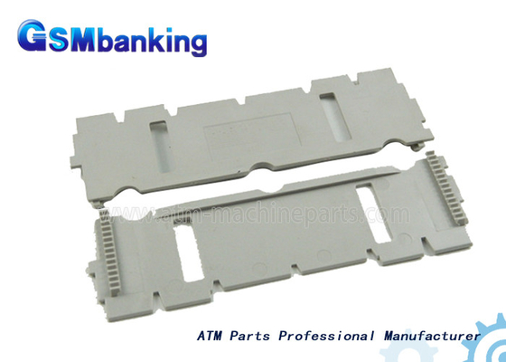 Benutzte Kassette Sutter A007379 Talaris Bank Ersatzteil-NMD NC 301 in der grauen Farbe