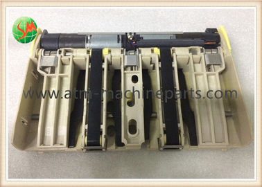 Wincor ATM-Maschine zerteilt 2050xe Klammer Plastikaußengehäuse 01750041881