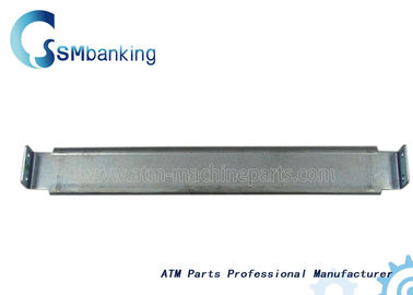 NCR-ATM-Maschine zerteilt Metallmaterial der Kanal-Zus-445-0689553